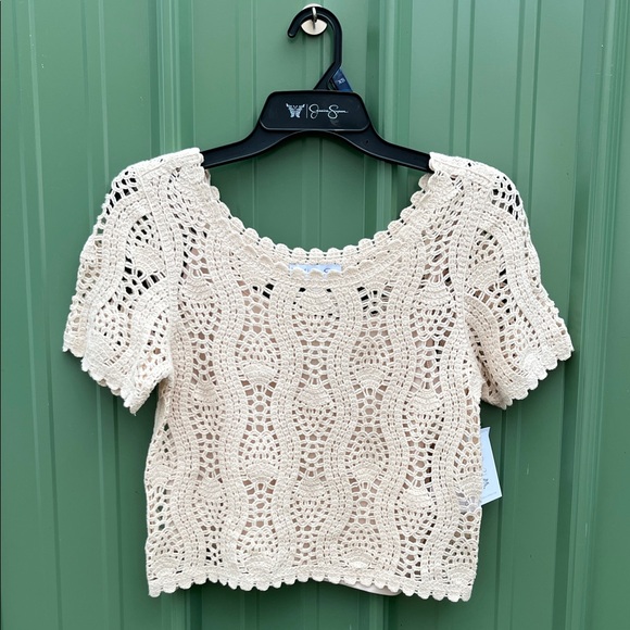 Leilah Cropped Crochet Tee Blouse With Short Sleeves, Sizes XS - Picture 1 of 12